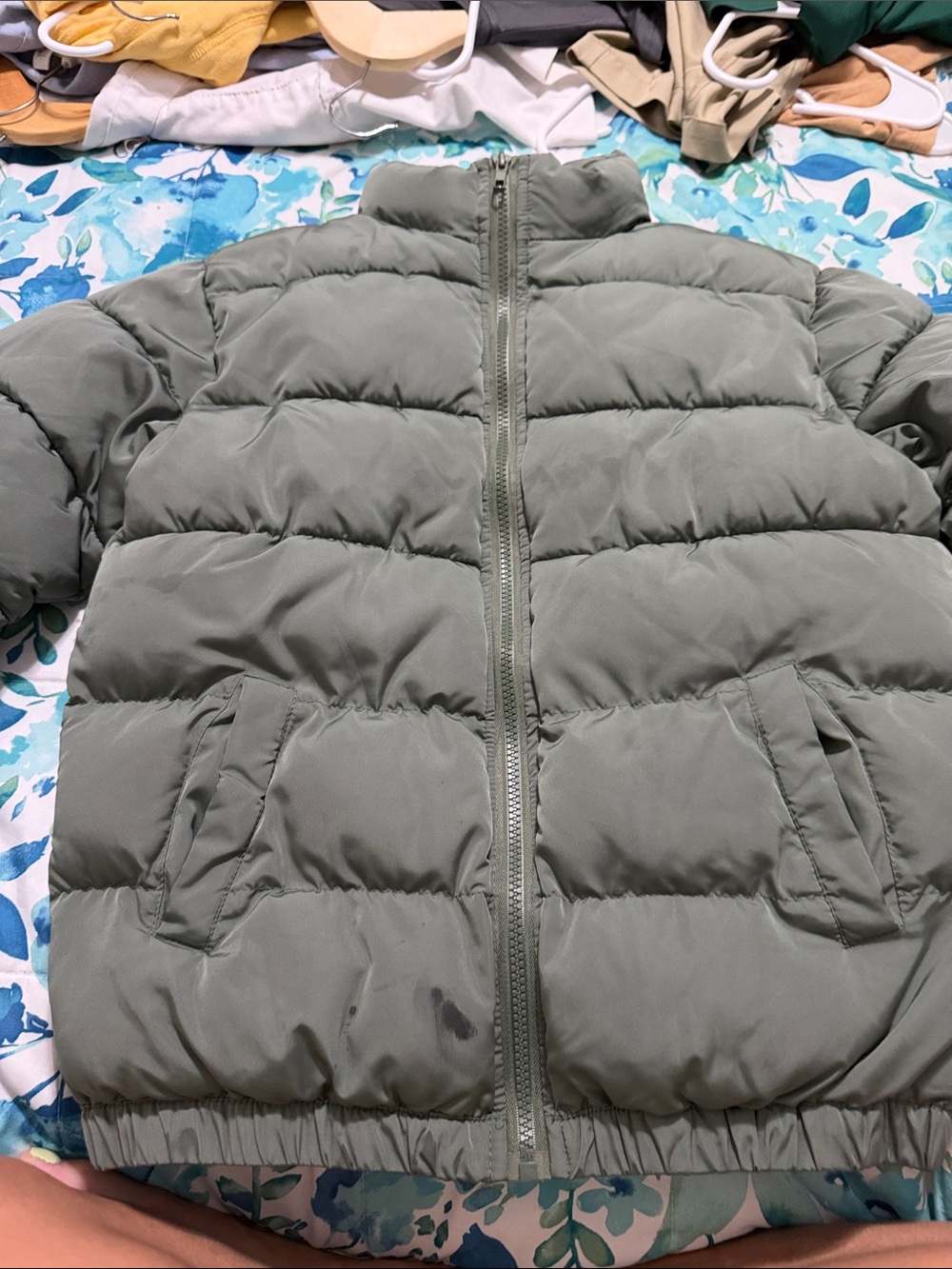 Forever 21 Kids Sage Green Quilted Puffer Jacket